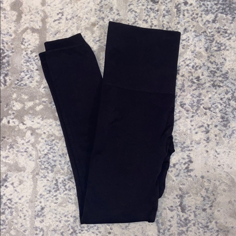 BRAND NEW SPANX LEGGINGS medium